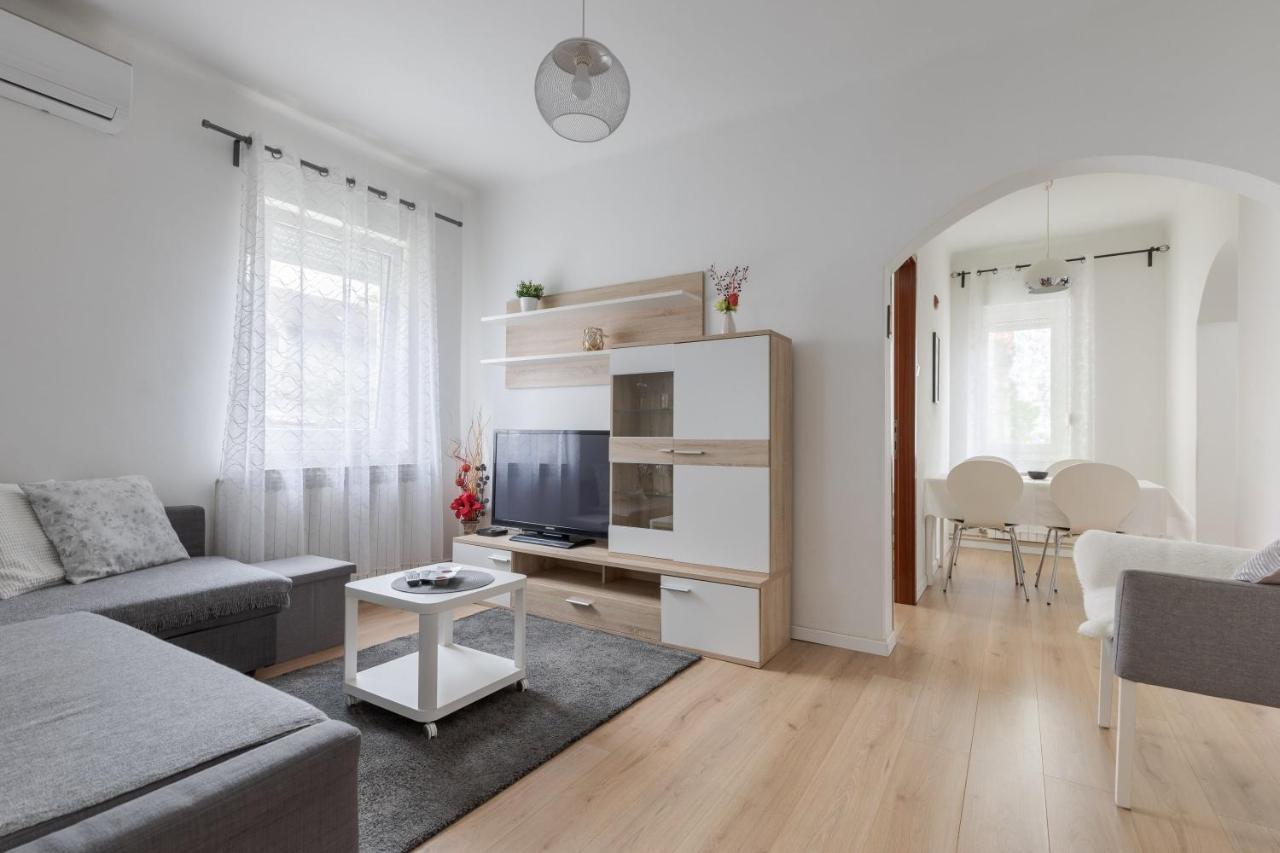 Lisinski Apartment With Private Parking Zagreb Luaran gambar